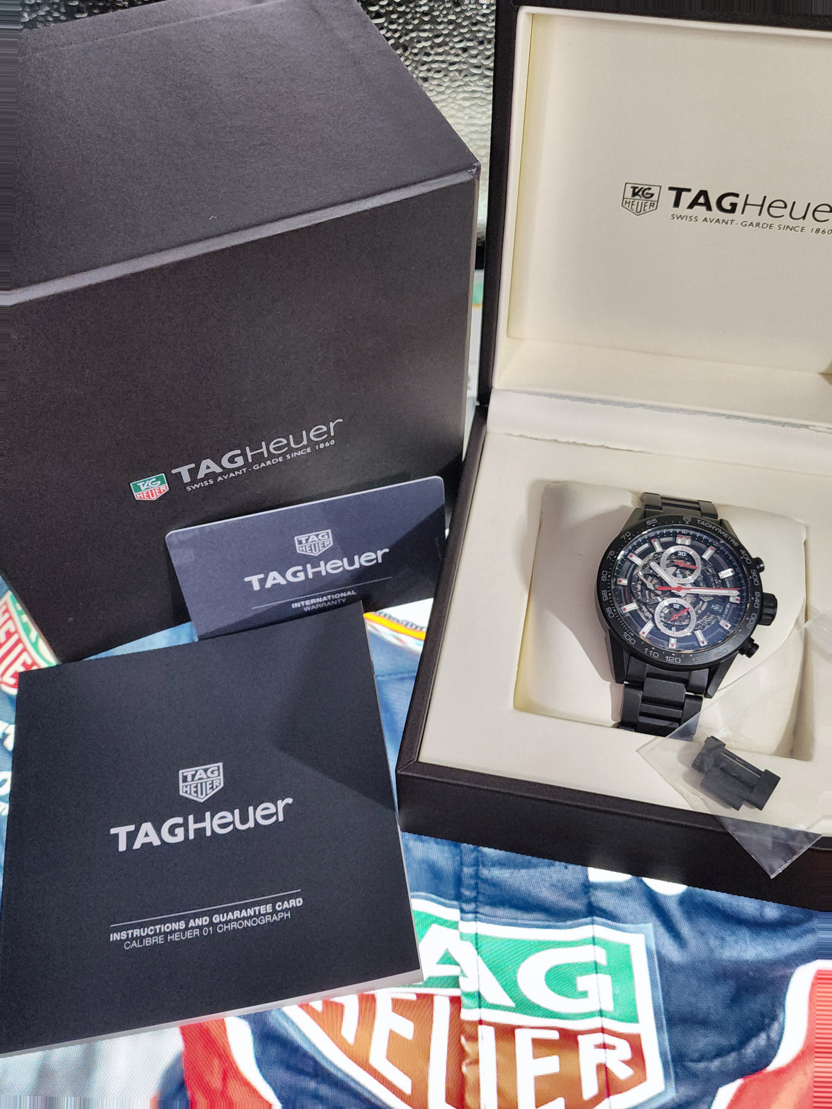 TAG Heuer Carrera Heuer 01 CAR2A91.BH0742 full set with inner and outer boxes, guarantee card and instruction booklet